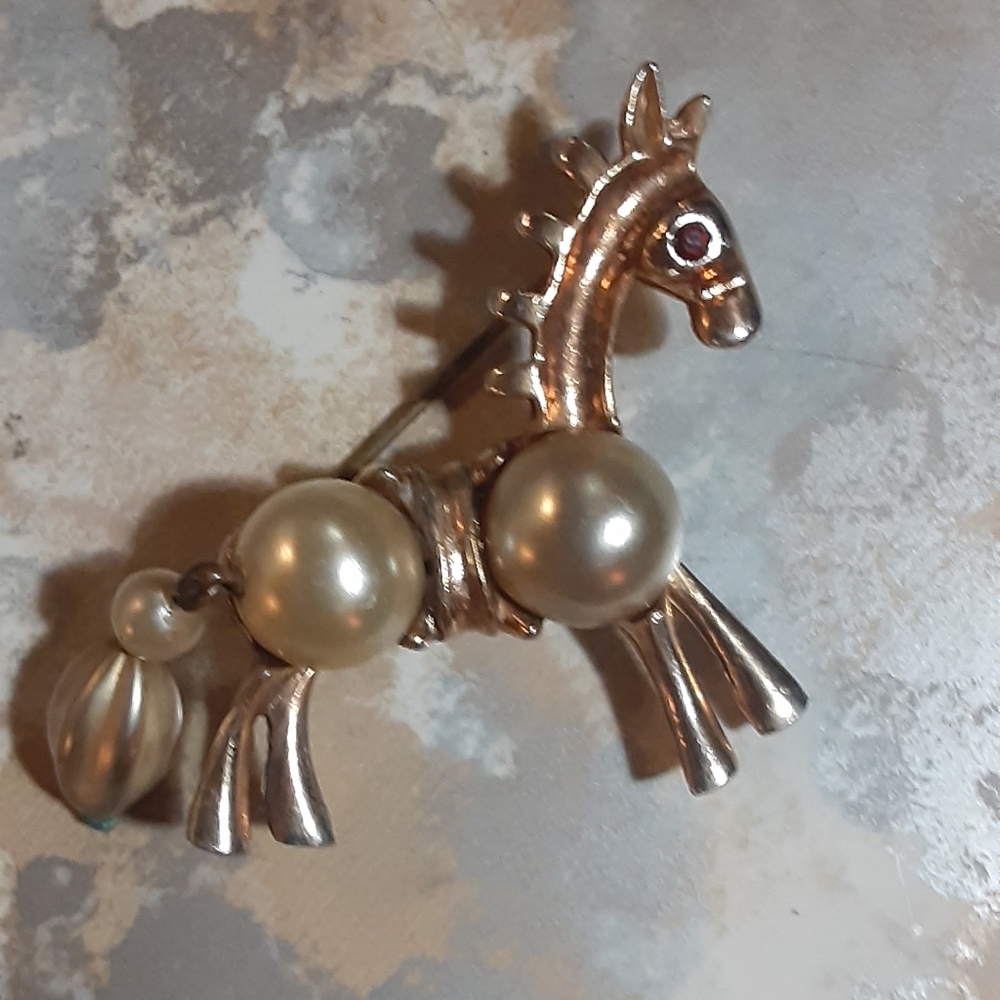 1940's Beaded Pony Brooch Goldtone